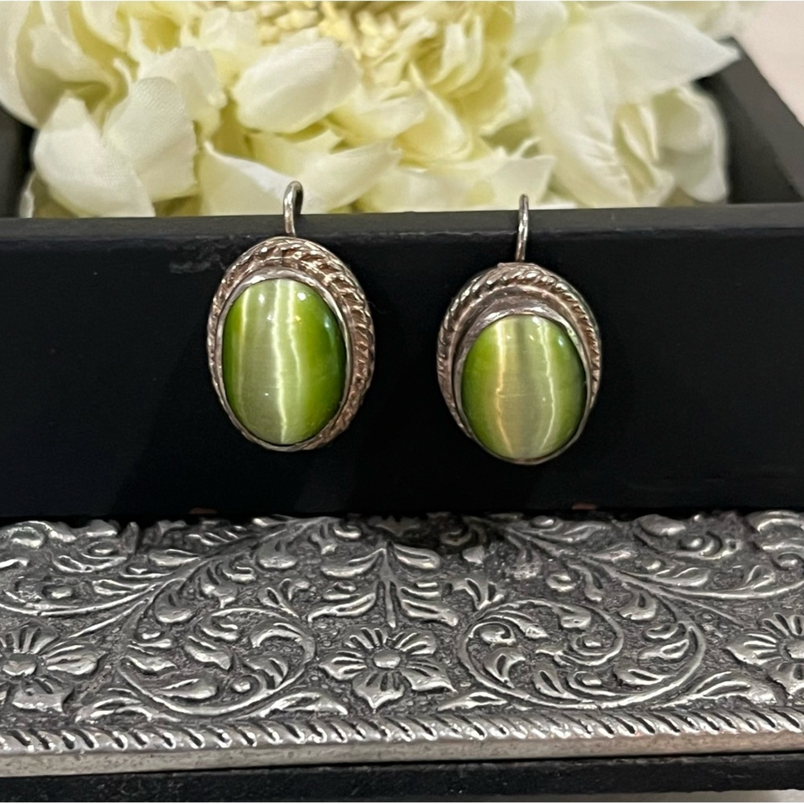 Vintage Mexican Taxco 925 Sterling Silver Cabochon Cut Cats Eye Beveled Earrings 65$